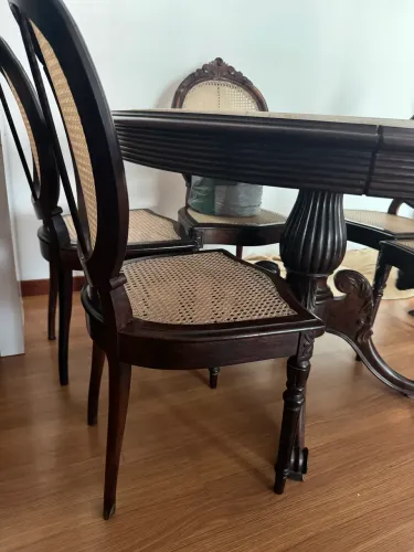 Mesa de jacarandá da década de 30