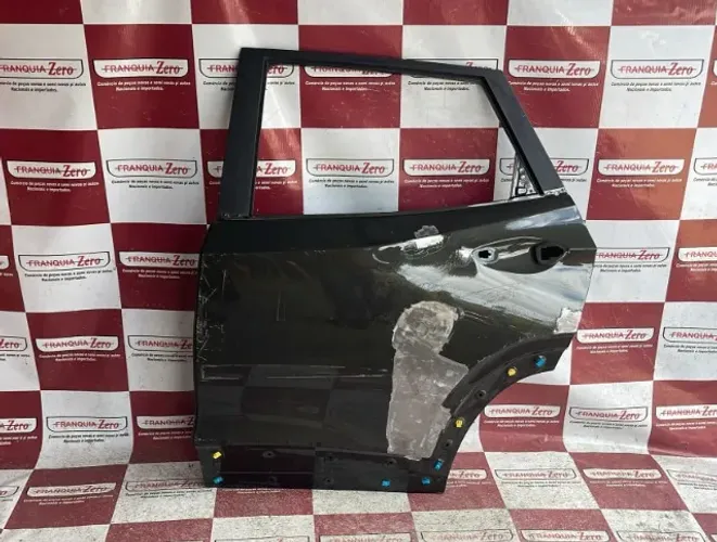 Porta traseira esquerda Tracker