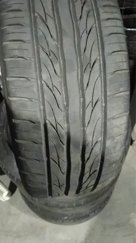 Pneus 235/45R18 marca kumho
