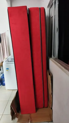 Vende-se conjunto de cama box+ colchão tamanho queen de espuma D-45 de 1,58x1,98