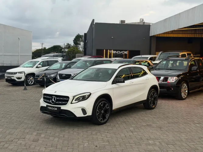 Mercedes-Benz GLA-200 GLA 200 Night 1.6. TB 16V Flex Aut. 2019