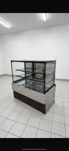 Vitrine Neutra Padaria Confeitaria Seminova 
