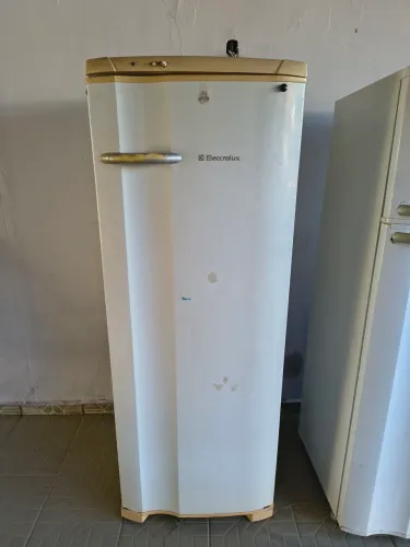 Geladeira Electrolux 1 Porta (240 Litros) Branca - Funcionando Perfeitamente