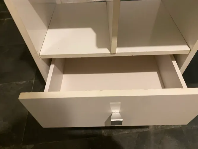 Mesa / escrivaninha