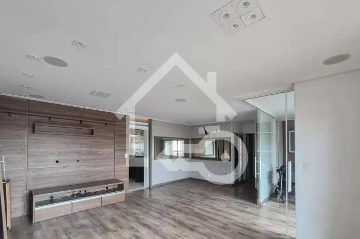 Apartamento para locação e venda em São Bernardo do Campo - Centro.