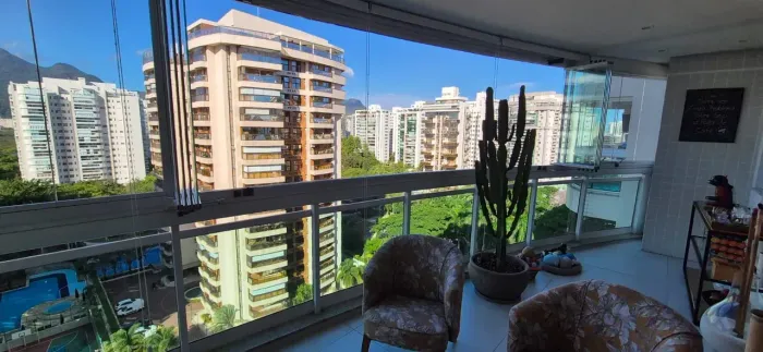 Venha morar no melhor condomínio da Barra da Tijuca.