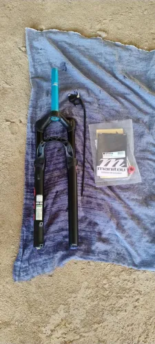 suspensão manitou markhor 29