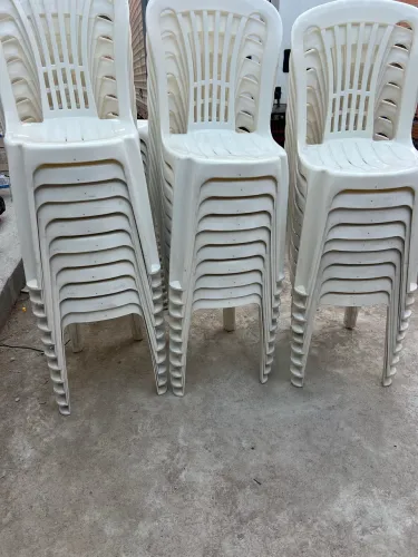 Cadeira de plástico