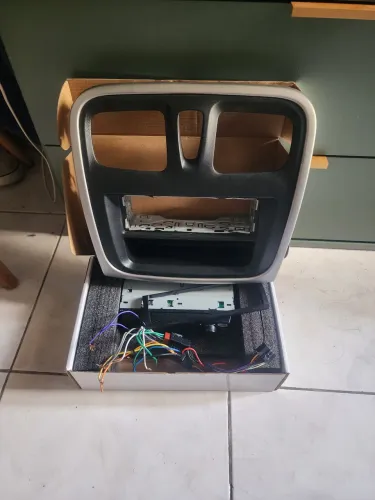 Moldura 1 din + Radio Pioneer Sandero/Logan 2015-19