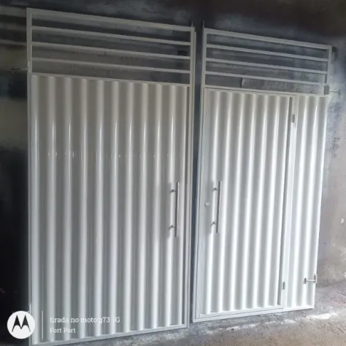 PORTÃO DE GARAGEM - FABRICAÇÃO DE NOVOS