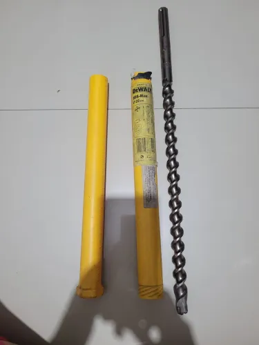 broca SDS-Max DEWALT (modelo DT6860-QZ) 22 mm X 400 mm<br>DnALT (modelo DT6860-QZ)