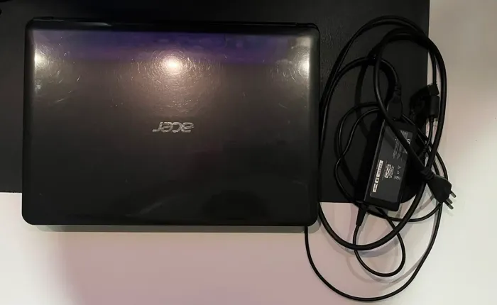 Notebook ACER Aspire E1-421