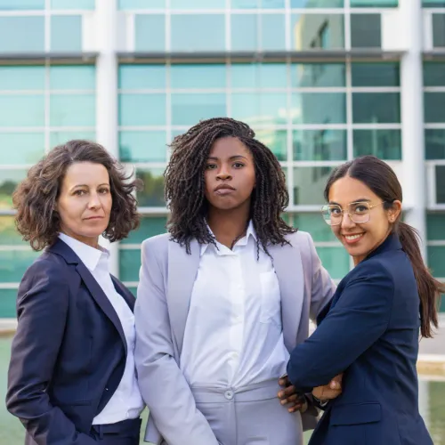 Corretor(a) de imóveis com ajuda de custo