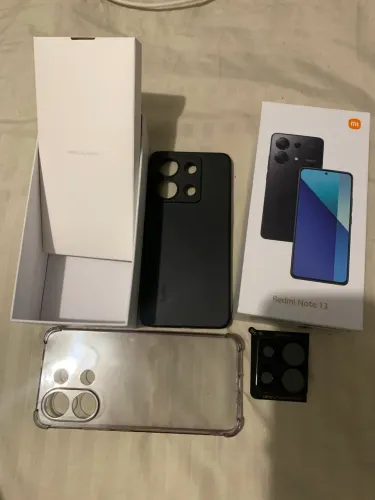 REDMI NOTE 13 256 GB 8 RAM EM ESTADO DE ZERO ! FAÇO ENTREGA