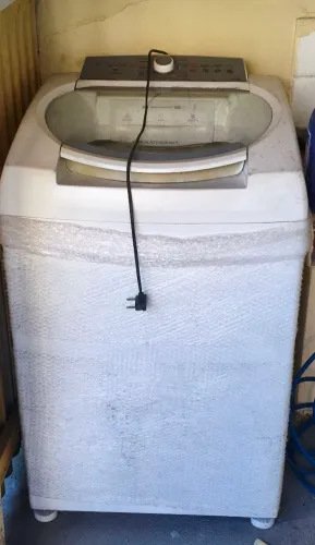Máquina de lavar roupa 11KG Brastemp