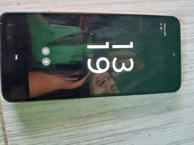 Vendo um celular