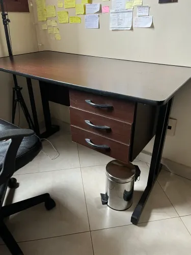 Mesa de estudo ou escritório