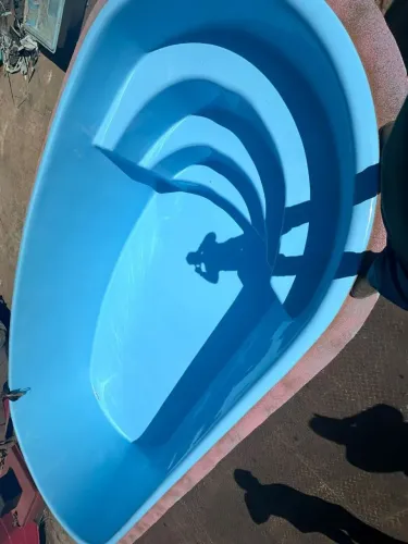 Piscina completa?