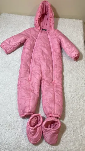 Macacão importado impermeável para frio de extremo + botinha, Tam 2 anos