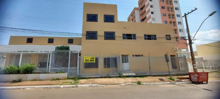 QN 508 Alugo Cozinha industrial instalações prontas, lote de esquina, boa localização