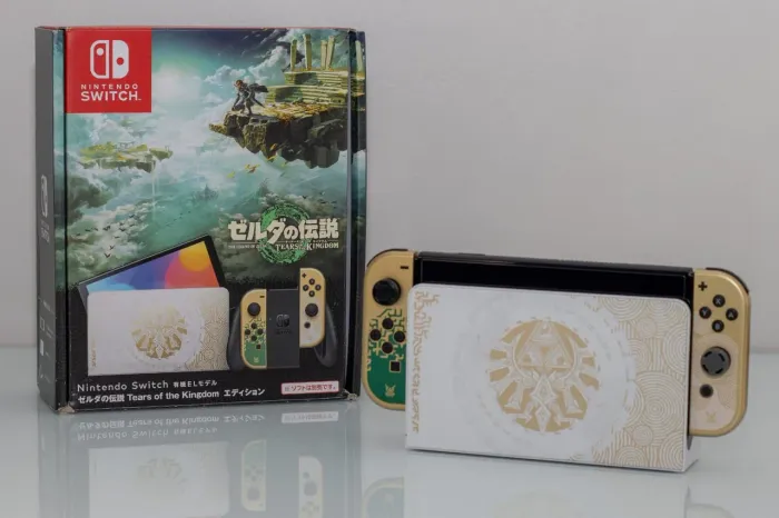 Switch Oled Especial + SSD 128gb + caixa + cases