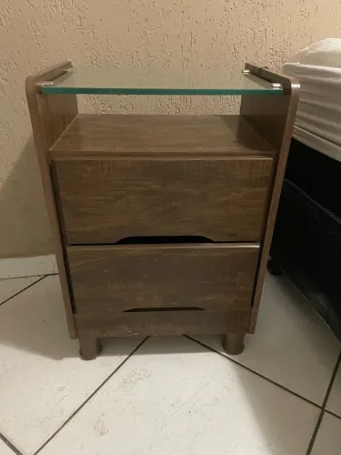 Mesa de cabeceira