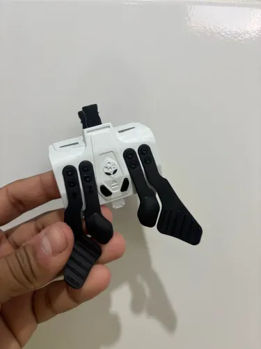 Vendo Strike Pack - para Xbox X|S e One- usado poucas vezes
