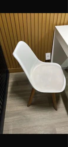 Cadeira Leda R$120,00 cada 