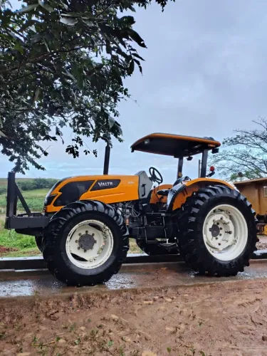 Trator Valtra 2019 / 2020 Todo revisado