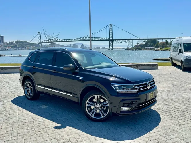 Volkswagen Tiguan Allspac R-line 350 TSI 2.0 4X4 2019