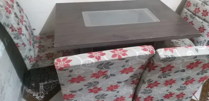 Mesa de jantar 4 cadeiras