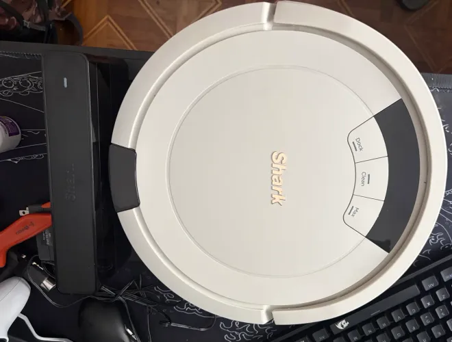 Robô aspirador shark 