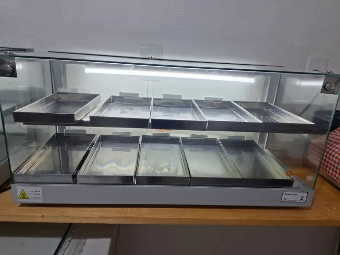 Estufa para Salafados 10 bandejas com LED