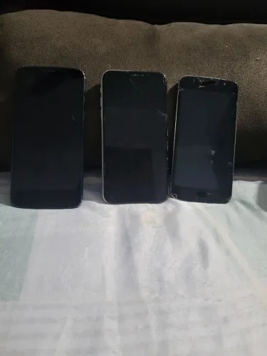 iPhone xr moto G5s e moto Z3 play pra retirada de peças
