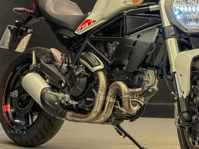 Ducati Monster 797 - 2019