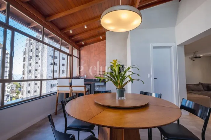 Cobertura Duplex com piscina Centro