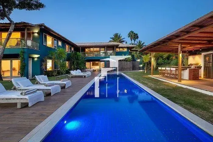Casa Com 6 Suítes - Praia de T - Porto Seguro - BA