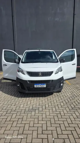 Peugeot Expert Business Pack 1.6 Turbo Diesel 2021