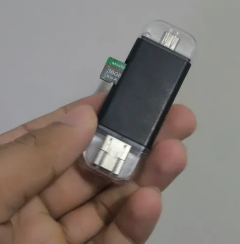 Adaptador + cartão de memória de 16gb