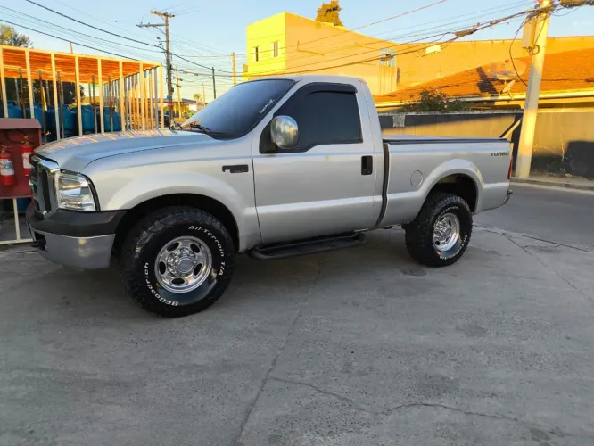 Ford F-250 XLT 4.2 TB Diesel 2000