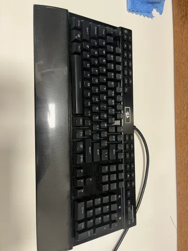 Teclado Mecânico Redragon Yama K550 RGB