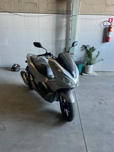 Vendo pcx abaixo da tabela