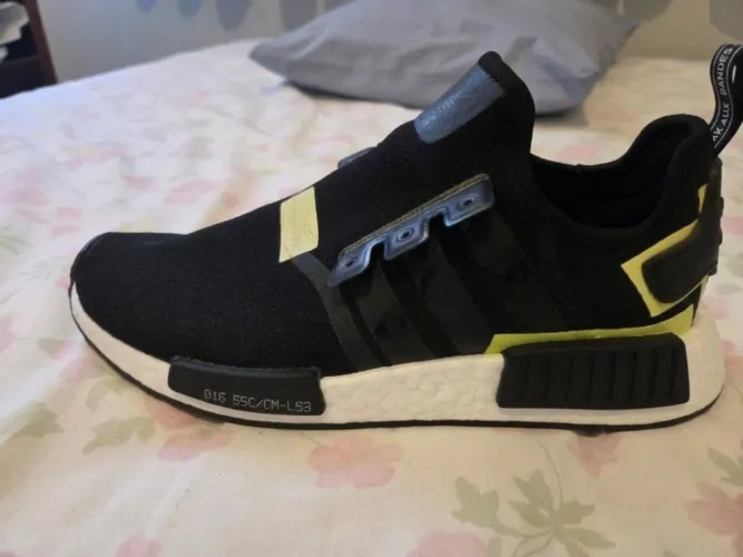 Tênis Adidas Nmd R1 Color block Sneakers - Blackvolt. N41/42 ORIGINAL!
