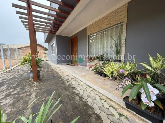 Casa (Padrão), com 4 quartos e 3 banheiros à Venda, 1000 m² em Domingos Martins/ES