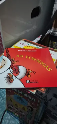 Livro As Formigas