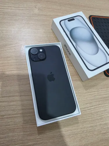 iPhone 15 256
