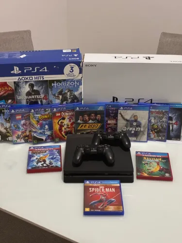 PS4 com 2 controles caso queira comprar alguma coisa separado preço na descrição
