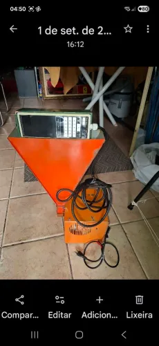 um dosador de grãos/pó de pequeno porte