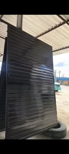 Vendo um portão novo zero