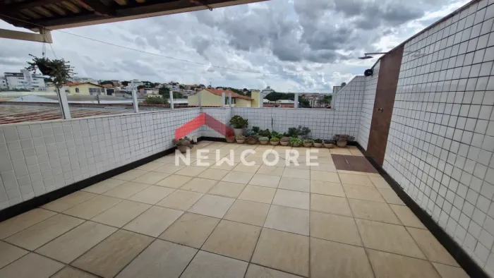 Cobertura em Rua Casablanca - Santa Terezinha - Belo Horizonte/MG